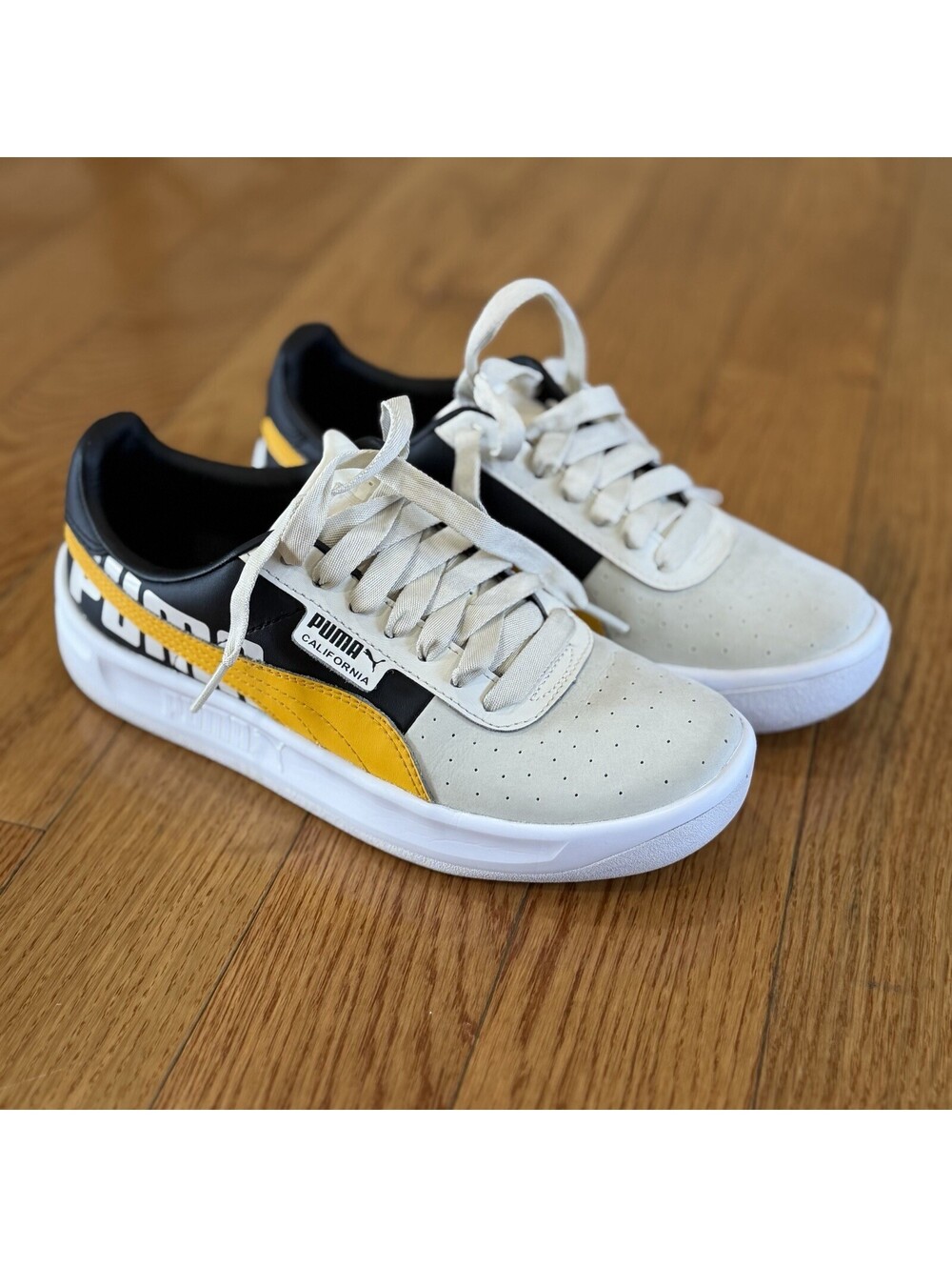 Size 8 Women’s PUMA California Sneakers White Black Yellow Breathable